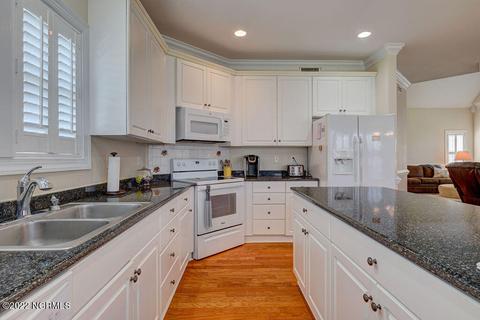 509 Azalea Dr, Hampstead, NC 28443 photo 15