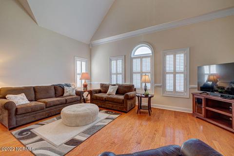 509 Azalea Dr, Hampstead, NC 28443 photo 5