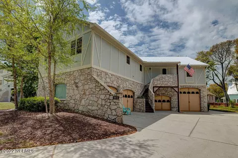 545 Anchor Way, Kure Beach, NC 28449