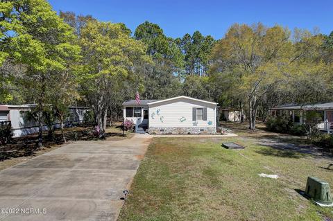 511 Live Oak Dr, Sunset Beach, NC 28468 photo 3