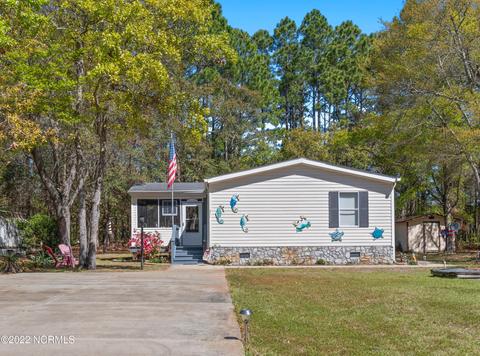 511 Live Oak Dr, Sunset Beach, NC 28468 photo 1