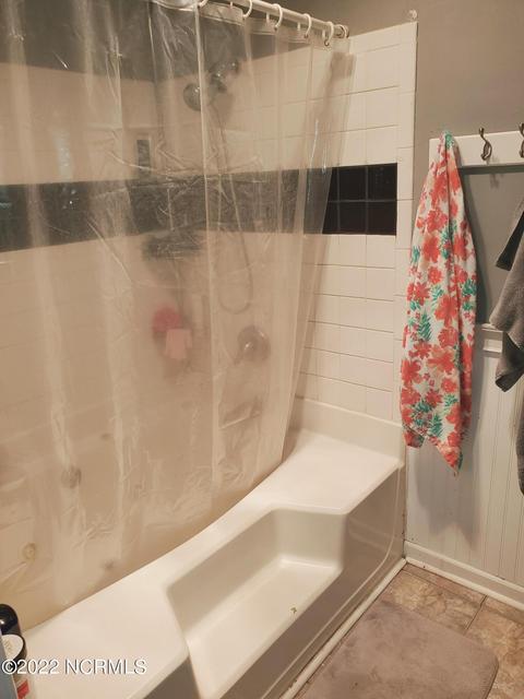 415 E Volant St, Hubert, NC 28539 photo 23