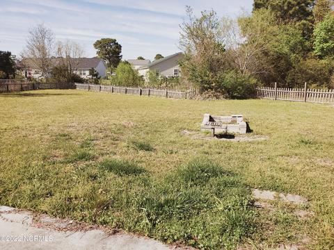 415 E Volant St, Hubert, NC 28539 photo 28