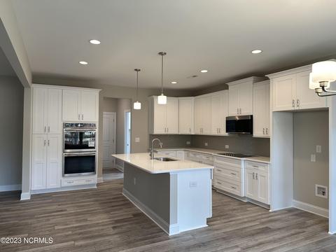 1237 Tillery Dr, Aberdeen, NC 28315 photo 5