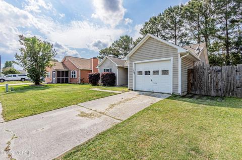 3017 E Windgate Ct, Jacksonville, NC 28546 photo 3