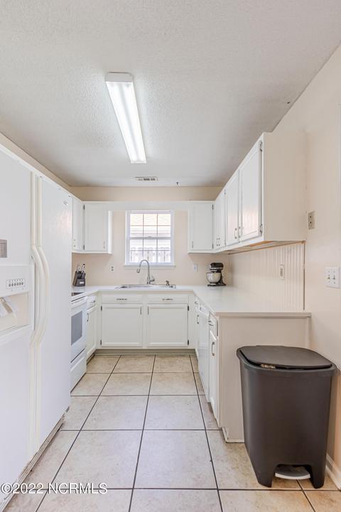 3017 E Windgate Ct, Jacksonville, NC 28546 photo 8