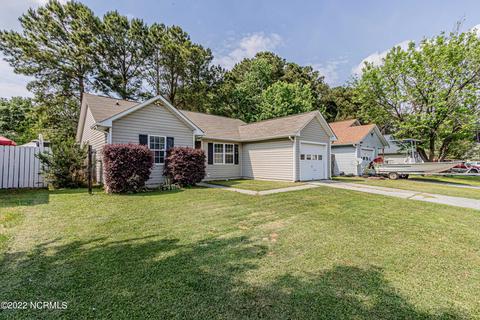 3017 E Windgate Ct, Jacksonville, NC 28546 photo 2
