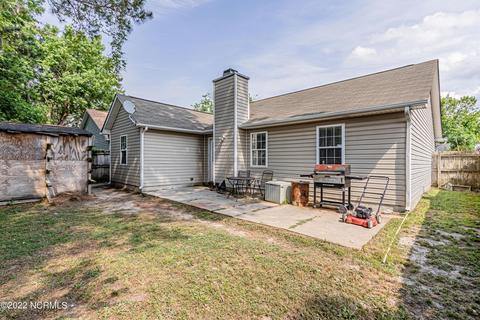 3017 E Windgate Ct, Jacksonville, NC 28546 photo 7