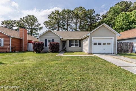 3017 E Windgate Ct, Jacksonville, NC 28546 photo 4