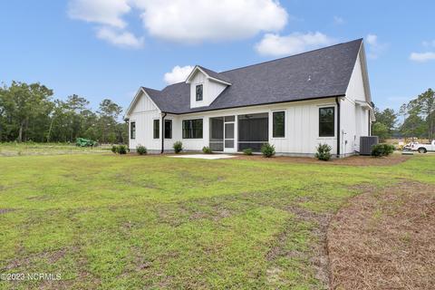 209 Hampton Ct, Hampstead, NC 28443 photo 21