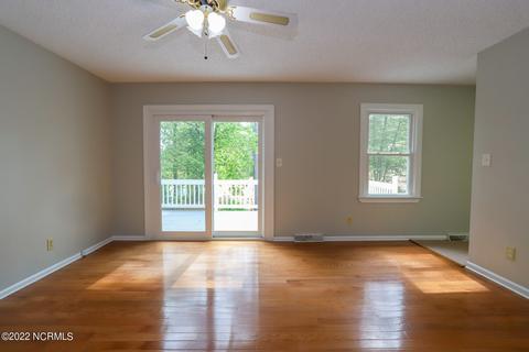167 Devonshire Ave W, West End, NC 27376 photo 11