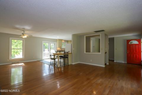 167 Devonshire Ave W, West End, NC 27376 photo 6