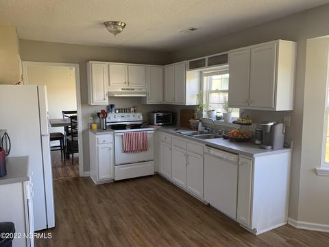 885 Sandridge Rd, Hubert, NC 28539 photo 2