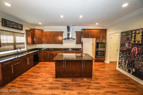 111 Ruby Yopp Cir, Sneads Ferry, NC 28460 photo 18