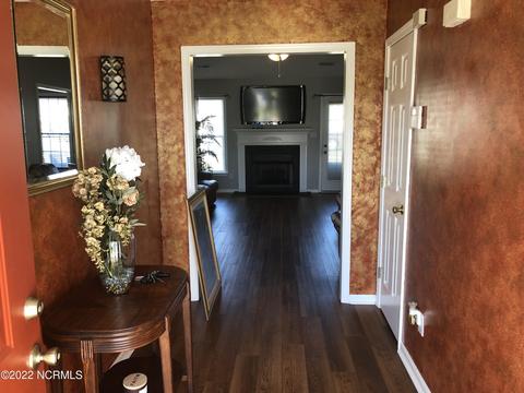 3742 Dover Dr, Ayden, NC 28513 photo 5