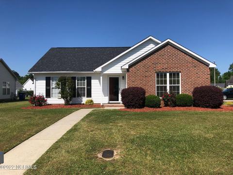 3742 Dover Dr, Ayden, NC 28513 photo 1