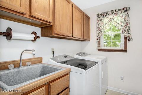 300 Kingston St, Pine Level, NC 27568 photo 22