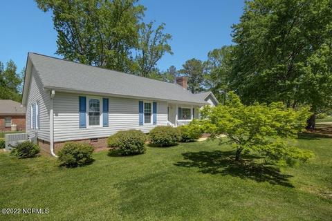 300 Kingston St, Pine Level, NC 27568 photo 3