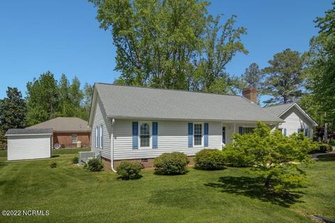 300 Kingston St, Pine Level, NC 27568 photo 2