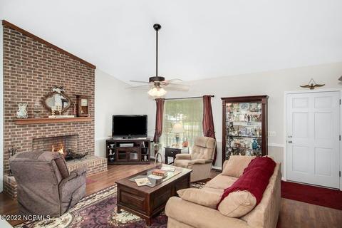 300 Kingston St, Pine Level, NC 27568 photo 5