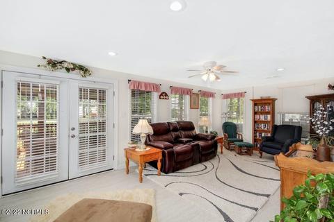 300 Kingston St, Pine Level, NC 27568 photo 12