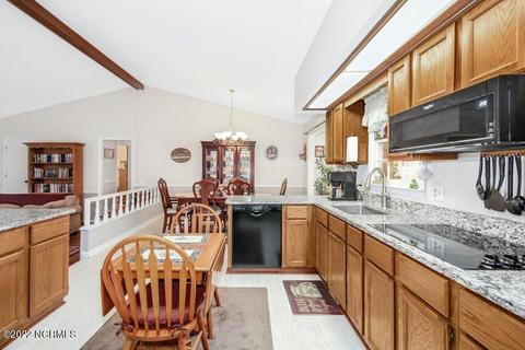 300 Kingston St, Pine Level, NC 27568 photo 10