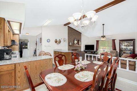 300 Kingston St, Pine Level, NC 27568 photo 8