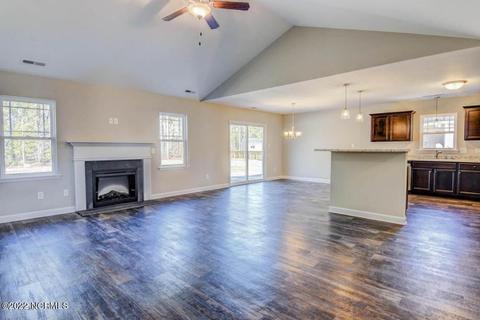 207 Albacore Ct, Hubert, NC 28539 photo 5