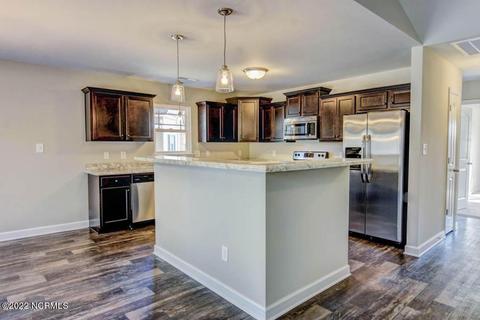 207 Albacore Ct, Hubert, NC 28539 photo 6