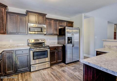 207 Albacore Ct, Hubert, NC 28539 photo 9