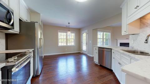 121 Hunt Dr, Hubert, NC 28539 photo 8