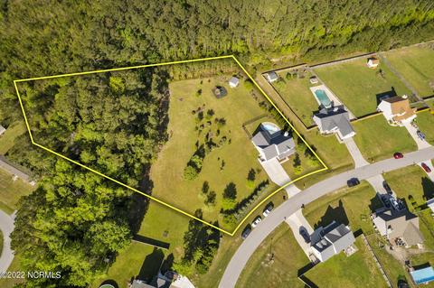 121 Hunt Dr, Hubert, NC 28539 photo 5