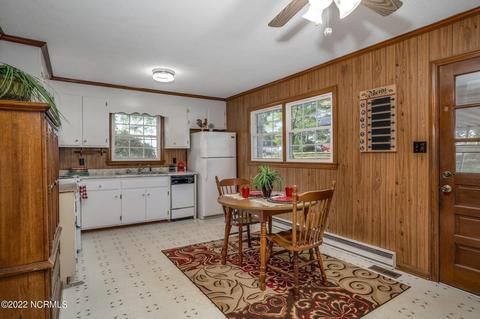 102 E Franklin St, Spring Hope, NC 27882 photo 8