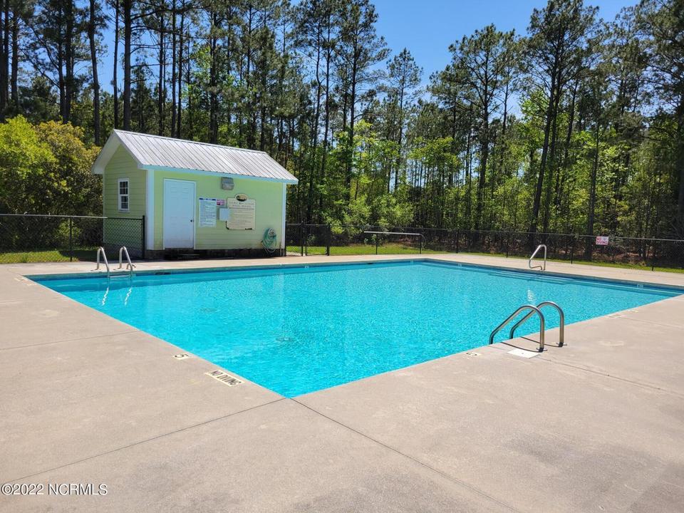  306 Limbaugh Ln, Swansboro, NC 28584 photo 4