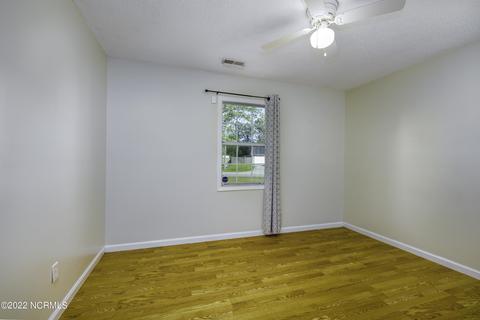 107 Dayrell Dr, Hubert, NC 28539 photo 10