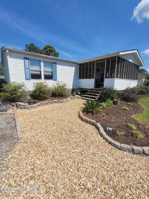 681 Straits Rd, Gloucester, NC 28528 photo 3