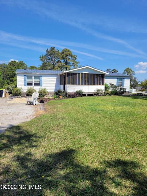 681 Straits Rd, Gloucester, NC 28528 photo 2