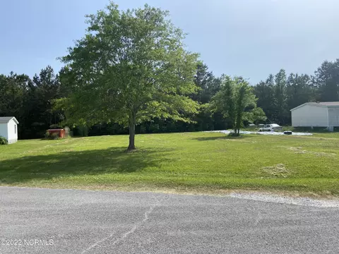 128 Great Oaks Ct, Havelock, NC 28532