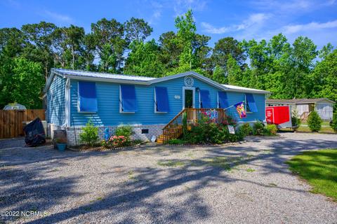 747 Lea Drive Ext, Hampstead, NC 28443 photo 3