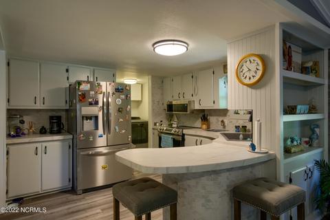 747 Lea Drive Ext, Hampstead, NC 28443 photo 5