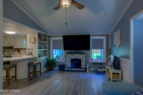 747 Lea Drive Ext, Hampstead, NC 28443 photo 7