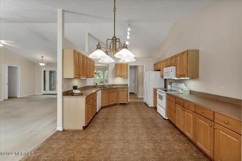 125 Sakonnet Trl, Pinehurst, NC 28374 photo 16
