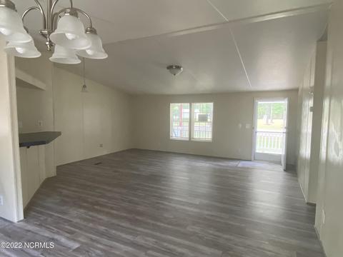 206 Timber Ln, Windsor, NC 27983 photo 5