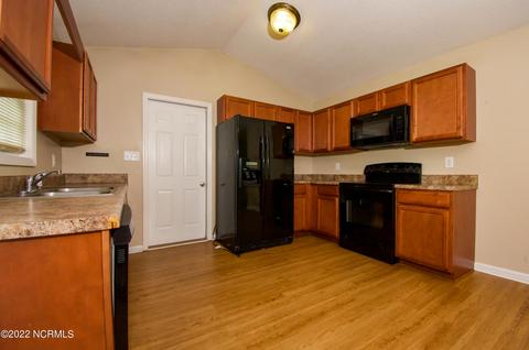 116 Jenna Rea Rd, Hubert, NC 28539 photo 14