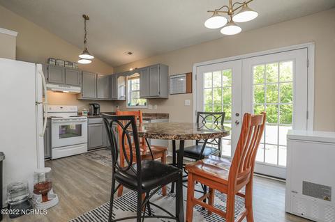 136 Parnell Rd, Hubert, NC 28539 photo 7