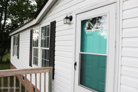 284 Gregory Fork Rd, Richlands, NC 28574 photo 7