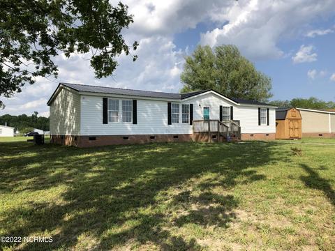 284 Gregory Fork Rd, Richlands, NC 28574 photo 1