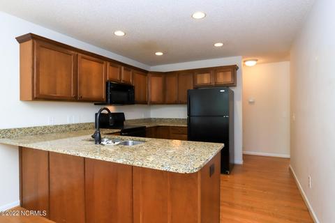 275 Wheeling Dr, Pinehurst, NC 28374 photo 8