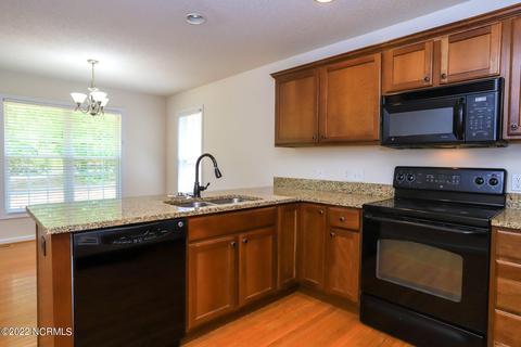 275 Wheeling Dr, Pinehurst, NC 28374 photo 9