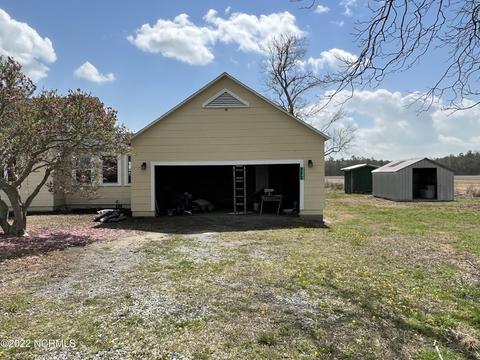 3045 Hodges Rd, Scranton, NC 27875 photo 3
